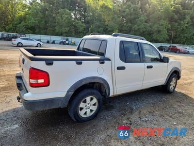 Trzecie zdjęcie samochodu z tyłu: 2010 FORD EXPLORER SPORT TRAC XLT VIN:1FMEU3BE6AUF01209 - miniatura