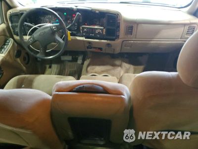Zdjęcie 8 z 12 samochodu: 2005 CHEVROLET SILVERADO C1500 VIN:2GCEC13T451160614 - miniatura
