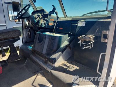 Zdjęcie 8 z 13 samochodu: 2006 FREIGHTLINER MT45 CHASSIS DELIVERY TRUCK VIN:4UZACCCP36CW72904 - miniatura