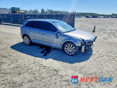 Czwarte zdjęcie samochodu z boku: 2011 AUDI A3 PREMIUM PLUS VIN:WAUKJAFMXBA083050 - miniatura