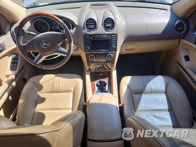 Zdjęcie 8 z 12 samochodu: 2009 MERCEDES-BENZ ML VIN:4JGBB25E19A498988 - miniatura