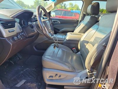 Zdjęcie 7 z 13 samochodu: 2018 GMC YUKON DENALI VIN:1GKS2CKJ6JR231304 - miniatura