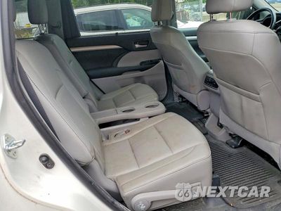 Zdjęcie 11 z 13 samochodu: 2015 TOYOTA HIGHLANDER XLE VIN:5TDJKRFH8FS174176 - miniatura