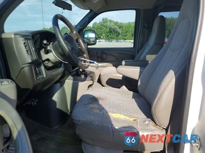 Zdjęcie 7 z 13 samochodu: 2007 CHEVROLET EXPRESS G3500 VIN:1GAHG39U471246620 - miniatura