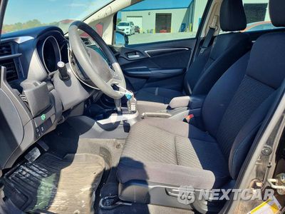 Zdjęcie 7 z 12 samochodu: 2020 HONDA FIT EX VIN:3HGGK5H87LM705722 - miniatura