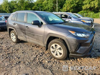 Czwarte zdjęcie samochodu z boku: 2020 TOYOTA RAV4 LE VIN:JTMF1RFV0LD068701 - miniatura