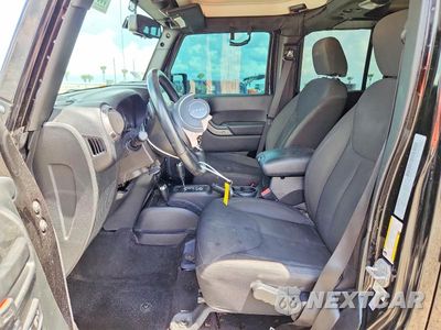 Zdjęcie 7 z 13 samochodu: 2017 JEEP WRANGLER UNLIMITED SPORT VIN:1C4BJWDG6HL634651 - miniatura