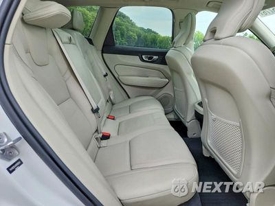 Zdjęcie 11 z 13 samochodu: 2022 VOLVO XC60 B6 INSCRIPTION VIN:2T2BZMCA0KC197413 - miniatura