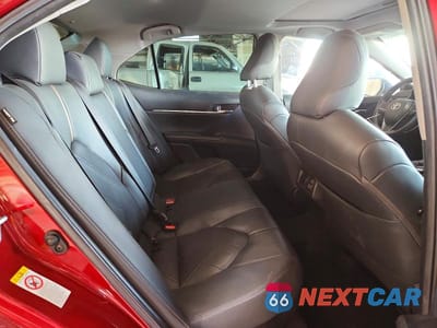 Zdjęcie 10 z 12 samochodu: 2019 TOYOTA CAMRY HYBRID XLE VIN:4T1B21HK6KU513551 - miniatura