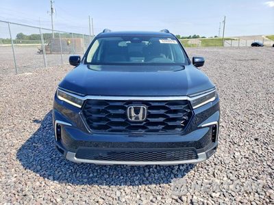 Piąte zdjęcie samochodu w środku: 2025 HONDA PILOT TOURING VIN:5FNYG1H79SB101936 - miniatura