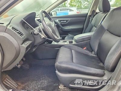 Zdjęcie 7 z 12 samochodu: 2017 NISSAN ALTIMA 2.5 SR VIN:1N4AL3AP6HC123066 - miniatura