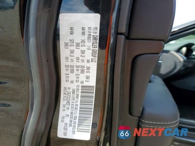 Zdjęcie 12 z 12 samochodu: 2014 JEEP GRAND CHEROKEE OVERLAND VIN:1C4RJFCG1EC409257 - miniatura