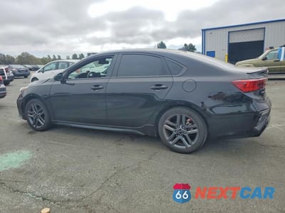 Drugie zdjęcie samochodu z przodu: 2021 KIA FORTE GT LINE VIN:3KPF34AD8ME286607 - miniatura