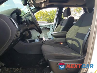 Zdjęcie 7 z 13 samochodu: 2019 DODGE DURANGO SXT VIN:1C4RDJAG3KC821334 - miniatura
