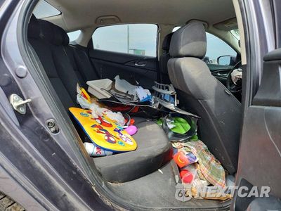 Zdjęcie 10 z 12 samochodu: 2018 HONDA CIVIC LX VIN:19XFC2F51JE042475 - miniatura