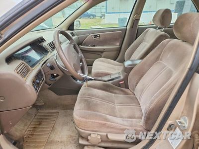 Zdjęcie 7 z 12 samochodu: 1998 TOYOTA CAMRY LE VIN:4T1BG22K3WU833271 - miniatura