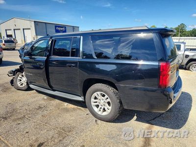 Drugie zdjęcie samochodu z przodu: 2019 CHEVROLET SUBURBAN K1500 LT VIN:1GNSKHKC4KR392463 - miniatura