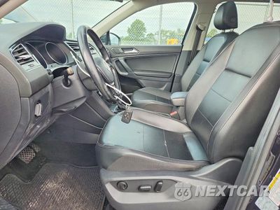 Zdjęcie 7 z 12 samochodu: 2018 VOLKSWAGEN TIGUAN SE VIN:3VV2B7AX4JM042825 - miniatura