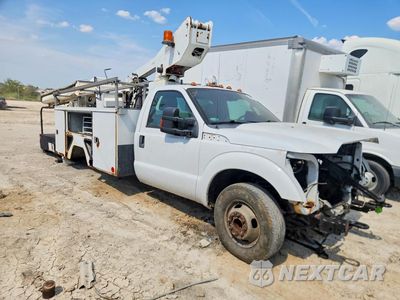 Czwarte zdjęcie samochodu z boku: 2011 FORD F350 SUPER DUTY BUCKET TRUCK VIN:1FDRF3G61BEA42227 - miniatura
