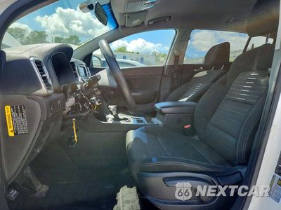 Zdjęcie 7 z 13 samochodu: 2018 KIA SPORTAGE LX VIN:KNDPMCAC7J7304304 - miniatura