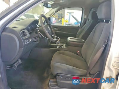 Zdjęcie 7 z 13 samochodu: 2008 CHEVROLET SUBURBAN K1500 LS VIN:3GNFK16388G303618 - miniatura