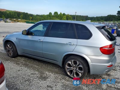 Drugie zdjęcie samochodu z przodu: 2010 BMW X5 M VIN:5YMGY0C58ALK25448 - miniatura