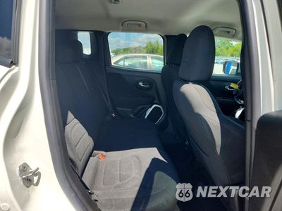 Zdjęcie 10 z 12 samochodu: 2018 JEEP RENEGADE LATITUDE VIN:ZACCJBBB4JPJ62405 - miniatura