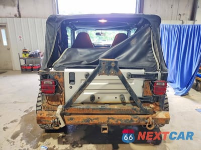 Zdjęcie 6 z 12 samochodu: 2002 JEEP WRANGLER / TJ X VIN:1J4FA39S82P745127 - miniatura