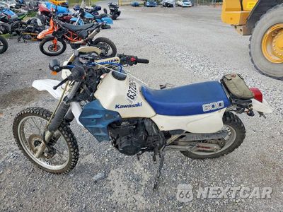 Trzecie zdjęcie samochodu z tyłu: 1986 KAWASAKI KL600 B VIN:JKAKL4B19GA011655 - miniatura