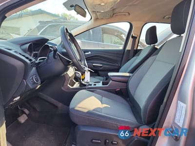Zdjęcie 7 z 13 samochodu: 2018 FORD ESCAPE SE VIN:1FMCU0GD1JUB61845 - miniatura