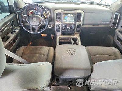 Zdjęcie 8 z 12 samochodu: 2016 RAM 1500 SLT VIN:3C6RR6LT5GG376373 - miniatura
