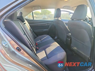 Zdjęcie 10 z 13 samochodu: 2017 TOYOTA COROLLA LE VIN:5YFBURHE4HP702776 - miniatura