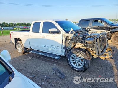 Czwarte zdjęcie samochodu z boku: 2018 CHEVROLET SILVERADO K1500 LT VIN:2GCVKREC6J1102867 - miniatura