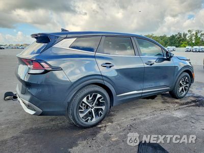 Trzecie zdjęcie samochodu z tyłu: 2023 KIA SPORTAGE EX VIN:KNDPV3AF9P7104394 - miniatura