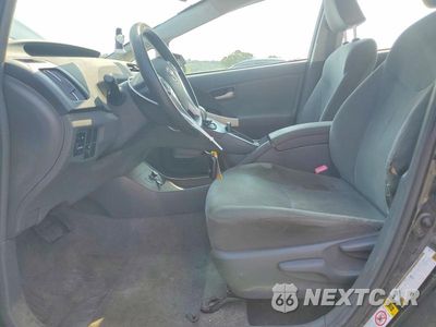Zdjęcie 7 z 12 samochodu: 2010 TOYOTA PRIUS III VIN:JTDKN3DU2A0026142 - miniatura