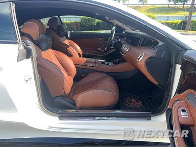 Piąte zdjęcie samochodu w środku: 2019 MERCEDES-BENZ S-CLASS 63 AMG VIN:WDDXJ8JB1KA039953 - miniatura