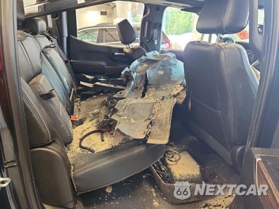 Zdjęcie 10 z 12 samochodu: 2019 CHEVROLET SILVERADO K1500 HIGH COUNTRY VIN:3GCUYHEL0KG253006 - miniatura