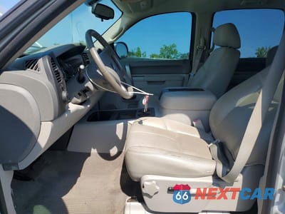 Zdjęcie 7 z 12 samochodu: 2012 CHEVROLET SILVERADO C1500 LT VIN:3GCPCSE04CG287871 - miniatura