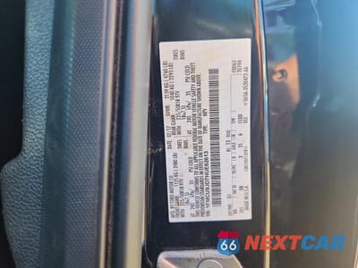 Zdjęcie 13 z 13 samochodu: 2017 FORD ESCAPE TITANIUM VIN:1FMCU9JD7HUE62613 - miniatura