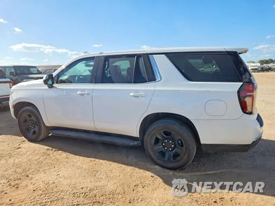 Drugie zdjęcie samochodu z przodu: 2021 CHEVROLET TAHOE C1500 VIN:1GBSCLED2MR296285 - miniatura