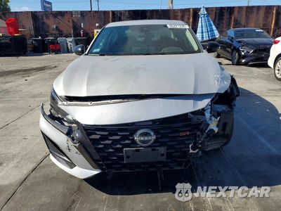 Piąte zdjęcie samochodu w środku: 2024 NISSAN ALTIMA SR VIN:1N4BL4CW2RN400526 - miniatura