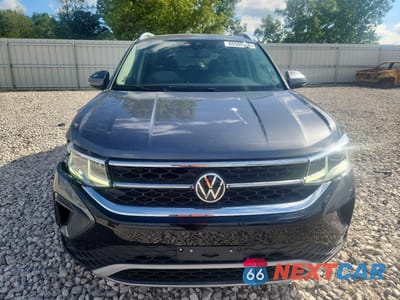 Piąte zdjęcie samochodu w środku: 2022 VOLKSWAGEN TAOS SEL VIN:3VVJX7B28NM025872 - miniatura