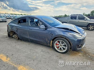 Czwarte zdjęcie samochodu z boku: 2024 TESLA MODEL Y VIN:7SAYGDEE9RA242262 - miniatura