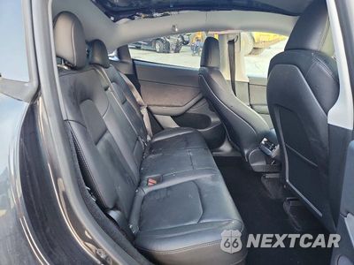 Zdjęcie 11 z 14 samochodu: 2024 TESLA MODEL Y VIN:7SAYGDEE0RF995133 - miniatura