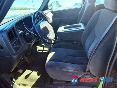 Zdjęcie 7 z 12 samochodu: 2003 CHEVROLET SILVERADO K2500 HEAVY DUTY VIN:1GCHK231X3F144606 - miniatura