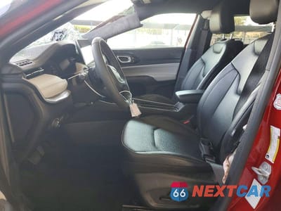 Zdjęcie 7 z 14 samochodu: 2025 JEEP COMPASS LIMITED VIN:3C4NJDCN3ST579511 - miniatura