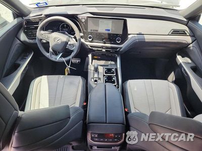 Zdjęcie 8 z 13 samochodu: 2024 LEXUS TX 500H F SPORT PERFORMANCE PREMIUM VIN:5TDABAB66RS001315 - miniatura
