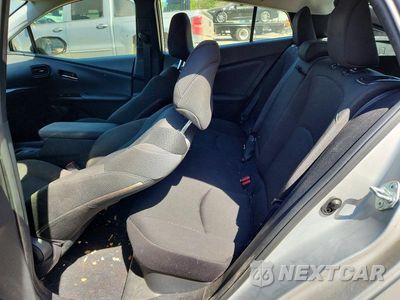Zdjęcie 10 z 12 samochodu: 2019 TOYOTA PRIUS LE VIN:JTDKARFU1K3076932 - miniatura