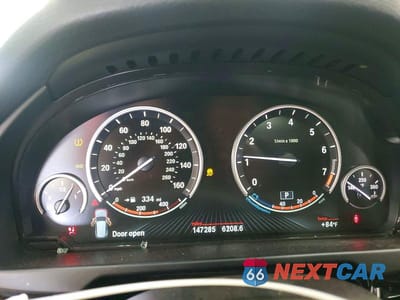 Zdjęcie 9 z 13 samochodu: 2017 BMW X5 XDRIVE35I VIN:5UXKR0C33H0X80204 - miniatura