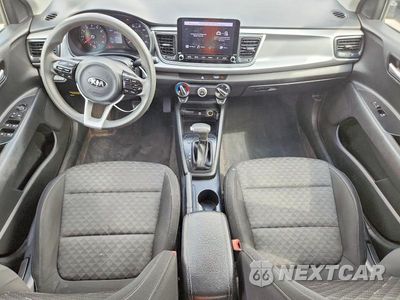 Zdjęcie 8 z 13 samochodu: 2021 KIA RIO S VIN:3KPA24AD3ME393206 - miniatura